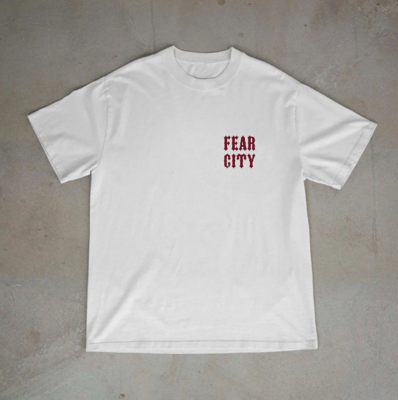 Fear City T-Shirt Weiß mit rotem Print - OG Rusty Red