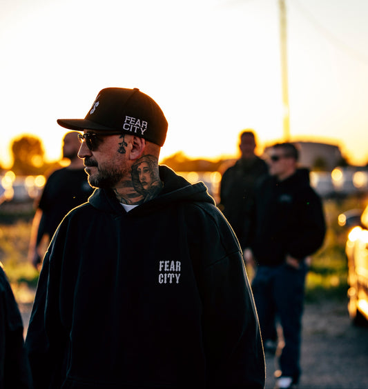 HEAVY TYPO HOODIE