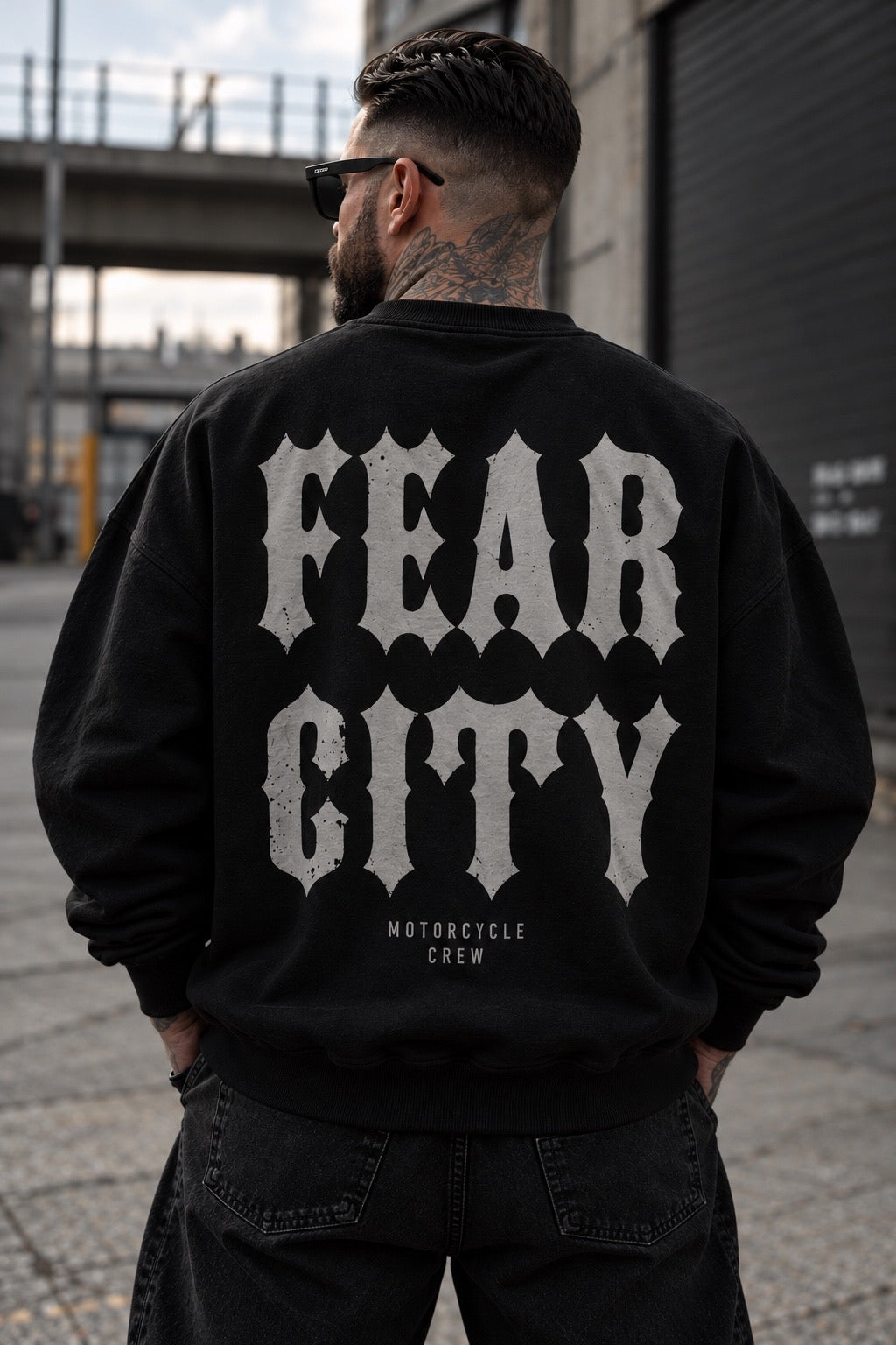 Typo Crewneck – Motorrad Crewneck | Fear City