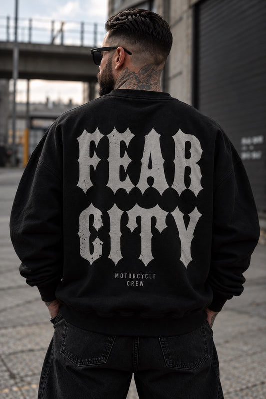 Fear City TYPO CREWNECK – Clubstyle Sweatshirt mit markantem Typografie-Print